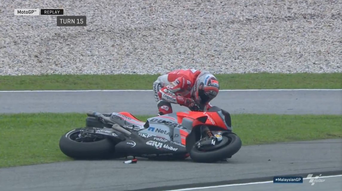 Ducati jatuh Piro
