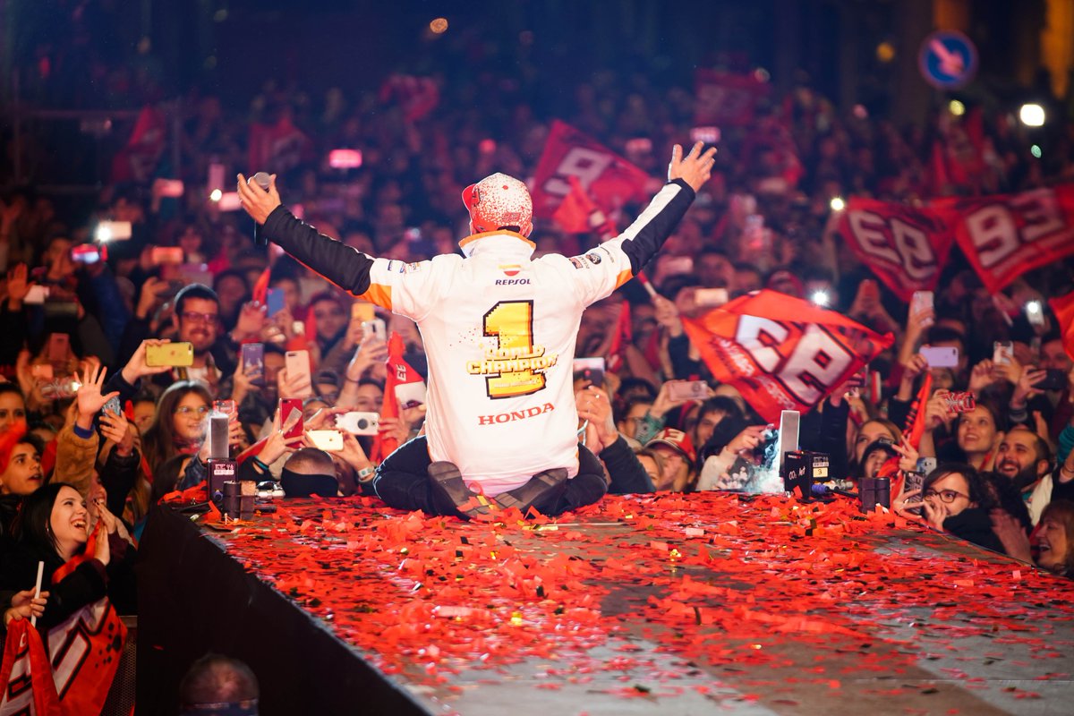 Betapa Senangnya Pembalap Ini Mudik dan Rayakan Gelar Dunia ke 7 nya ! 1 Marc Marquez Rayakan Kemenangan 2