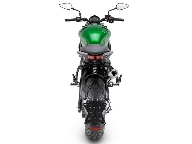 Moge China Benelli 752S Paralel-Twin Roadster Ini Bikin Yamaha MT-07 Ketar-Ketir ! 3 Moge China Benelli 752S Paralel Twin Roadster 3