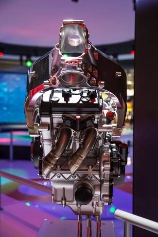 Sepeda Motor Konsep Aprilia RS 660 2