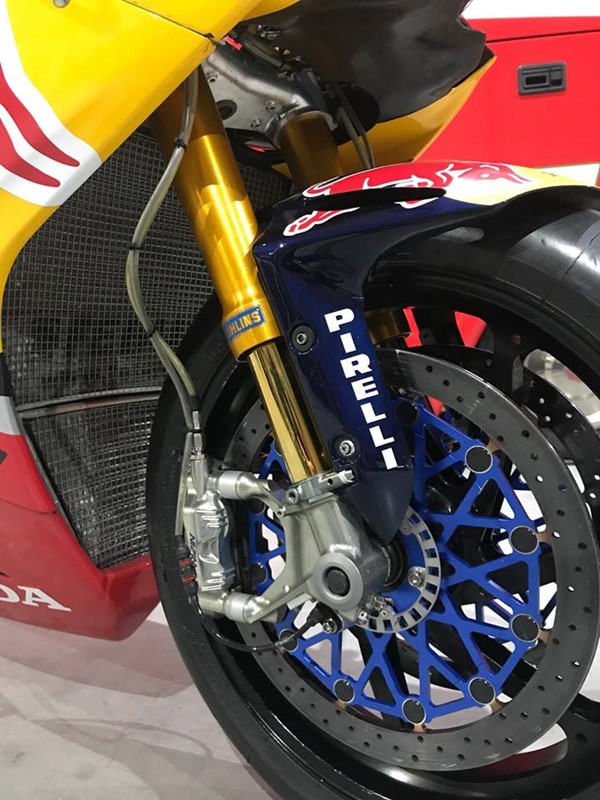 Honda CBR1000RR SP2 Versi Jalan Sudah Bisa Dijual ke Konsumen 1 2018 honda cbr1000rr sp2 tkr wsbk spec 09