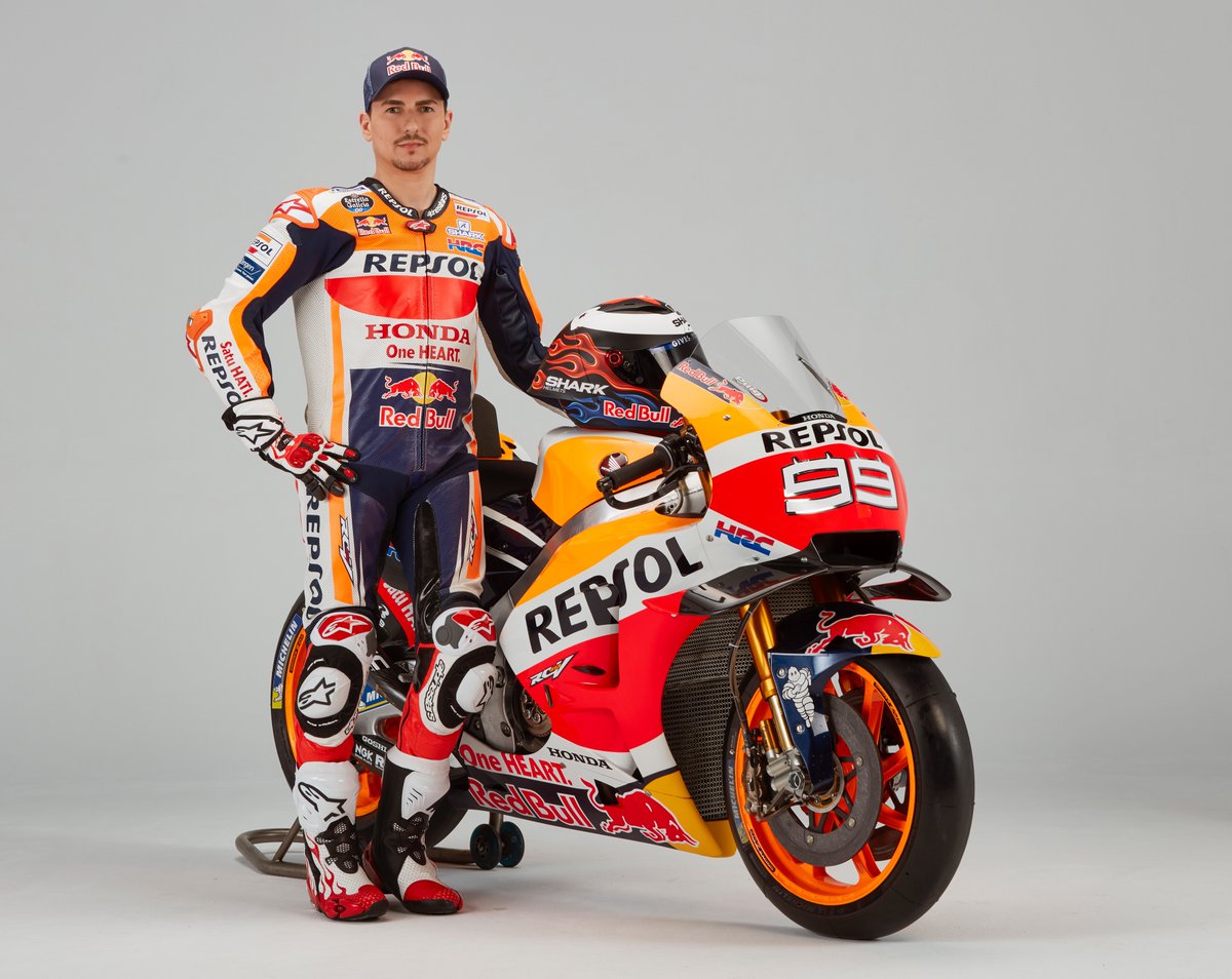 Akhirnya Foto 'Keluarga Repsol' Jorge Lorenzo Marc Marquez Nongol Juga ! 2 Jorge Lorenzo Repsol Honda