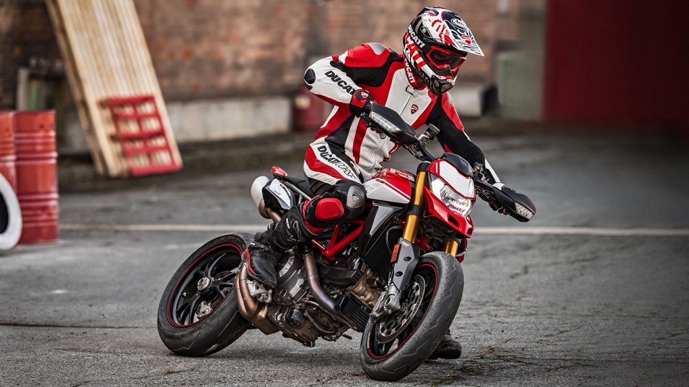 Tampang Super Moto New Ducati Hypermotard 950 Agresif Banget !!! 3 Super Moto New Ducati Hypermotard 950 3