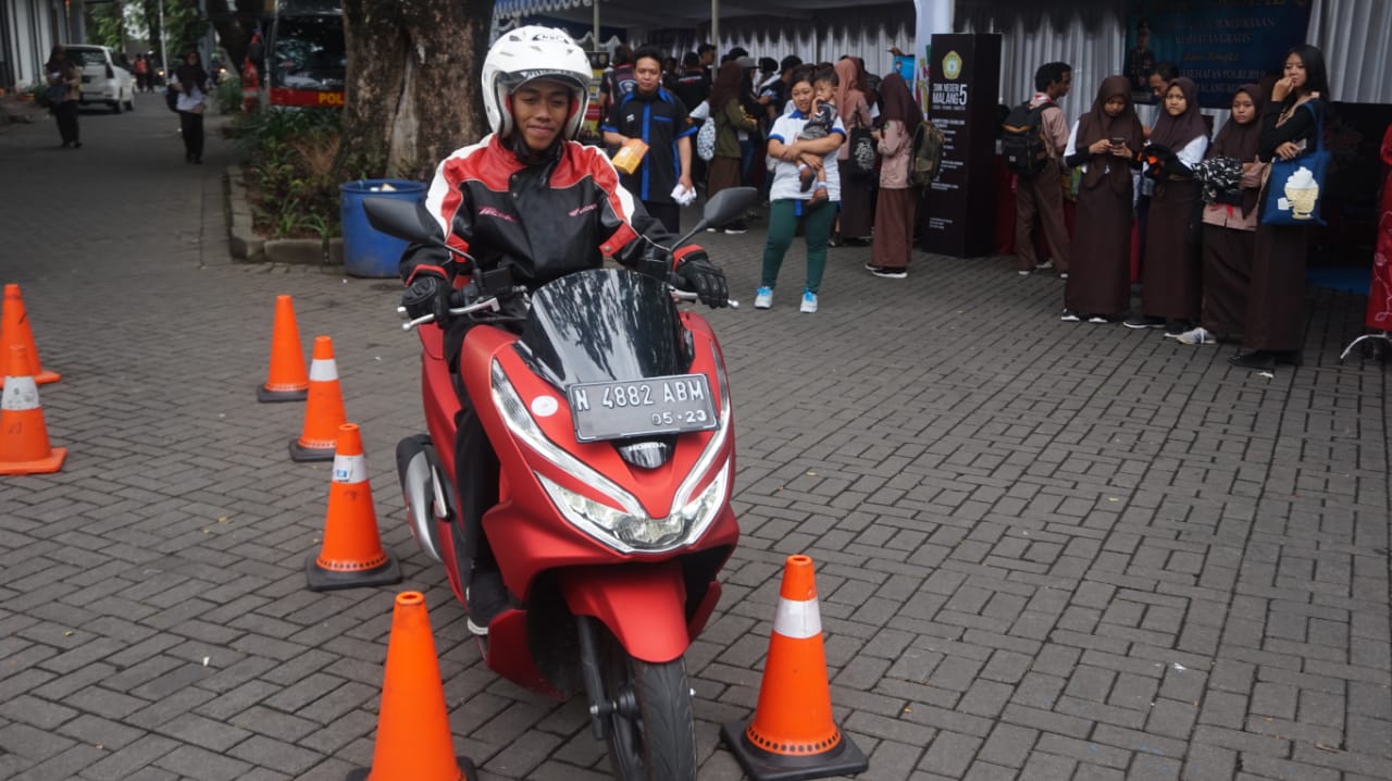 MPM Dukung Program Millenial Road Safety Festival 2 a08bcd29 865f 4610 87b3 2dc24a356839