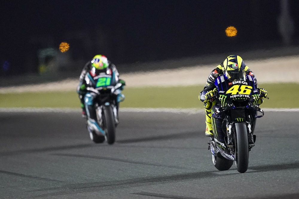 GP Inggris : Vinales Tantang Rossi Namun Waspada dengan Quartararo ! 3 Inilah Masalah yang Dialami Valentino Rossi dan Vinales di Qatar