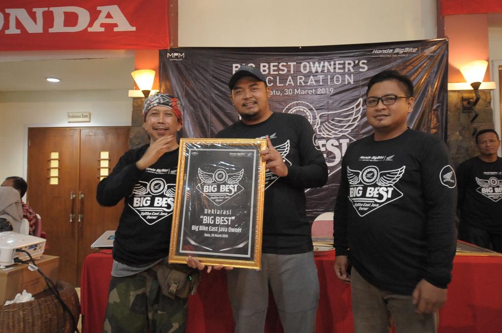Pencinta Big Bike Jawa Timur Gelar Sunmori dan Deklarasi Komunitas Honda Big Bike 1 3ffee274 4475 4448 9f37 d626eb8d0ea8