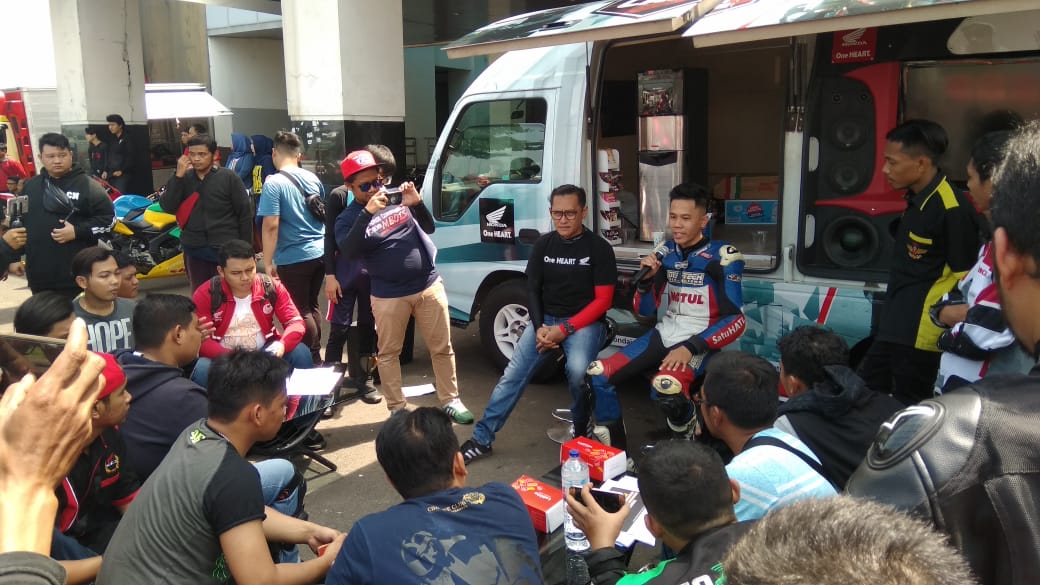 Cornering Day CBR Series Bentuk Apresiasi Pemilik Honda CBR Series 1