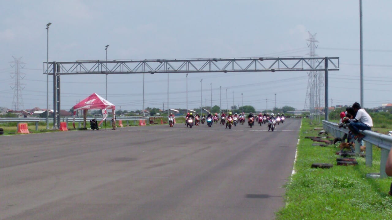 Cornering Day CBR Series Bentuk Apresiasi Pemilik Honda CBR Series 3