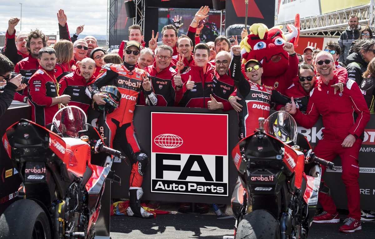 Ketika Ducati Turunkan Paket Mesin Pembunuh Panigale V4R dan Alvaro Bautista 1