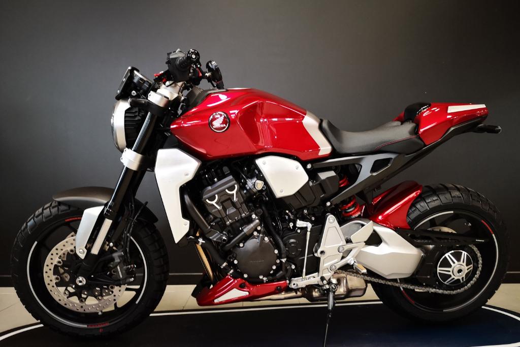 Modifikasi Honda Néo Sports Café CB 1000 R, Menjaga Tampilan 'Motor Café' 2 Modifikasi Honda Néo Sports Café CB 1000 R 2