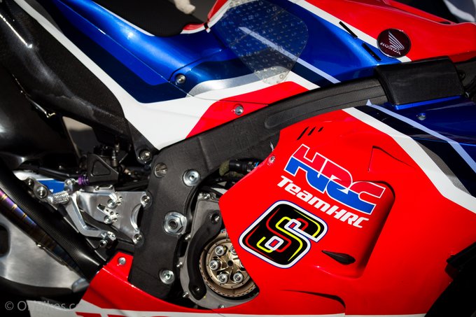 Misterius ! Honda HRC Membawa Sasis Karbon Dengan Penjagaan Ekstra Ketat 4 Honda HRC Membawa Sasis Karbon Dengan Penjagaan Ekstra Ketat