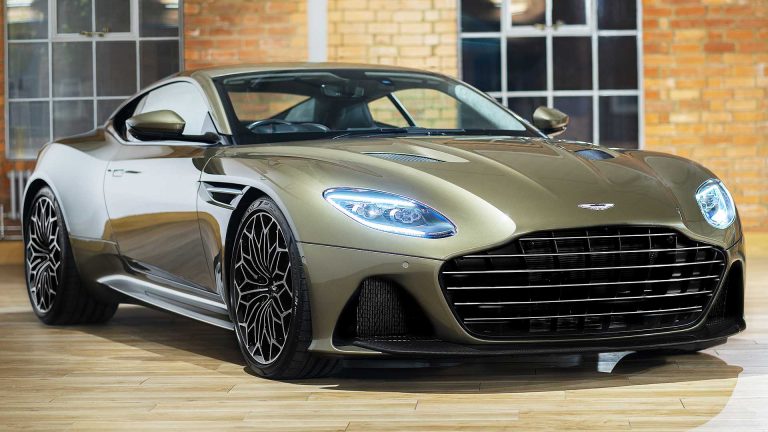 Duh, Aston Martin Membutuhkan Bantuan !