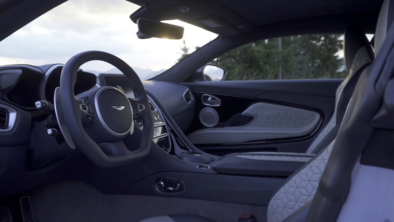 aston martin dbs superleggera