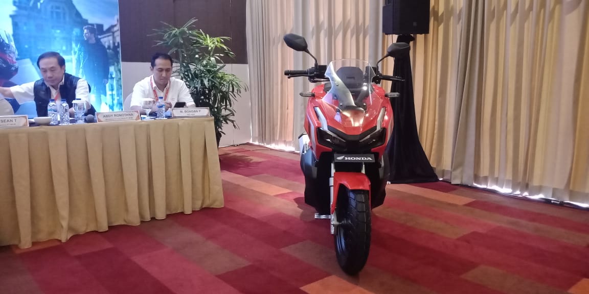 MPM Kenalkan Skutik Penjelajah Jalanan Honda ADV150 Untuk Masyarakat Jatim 1 817a0c69 3732 418e 9c10 a96bbf0c2f28