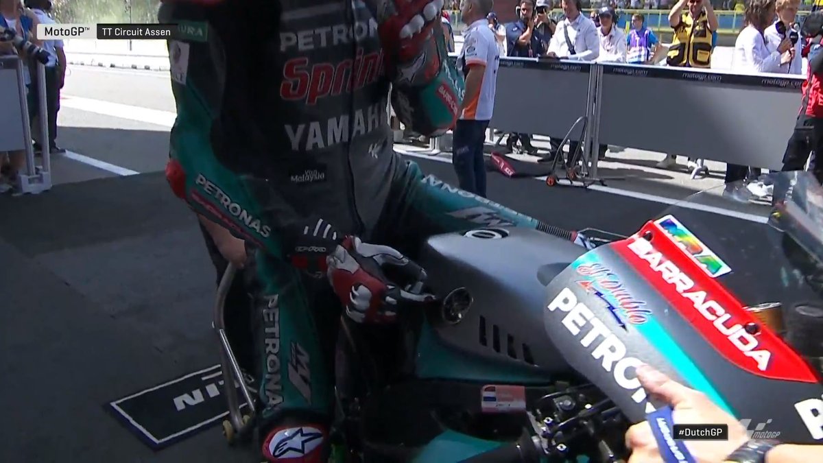 Fabio Quartararo Lengan Sakit 1