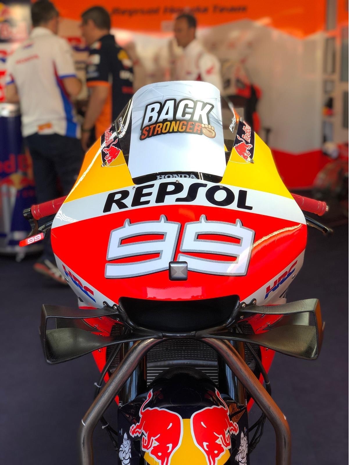 lorenzo back