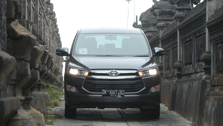 Komentar Toyota Soal Penerapan Solar B50 di Indonesia 1 2c1400ab c43b 4a40 80dd 285fc347f9a0 169 Toyota innova diesel