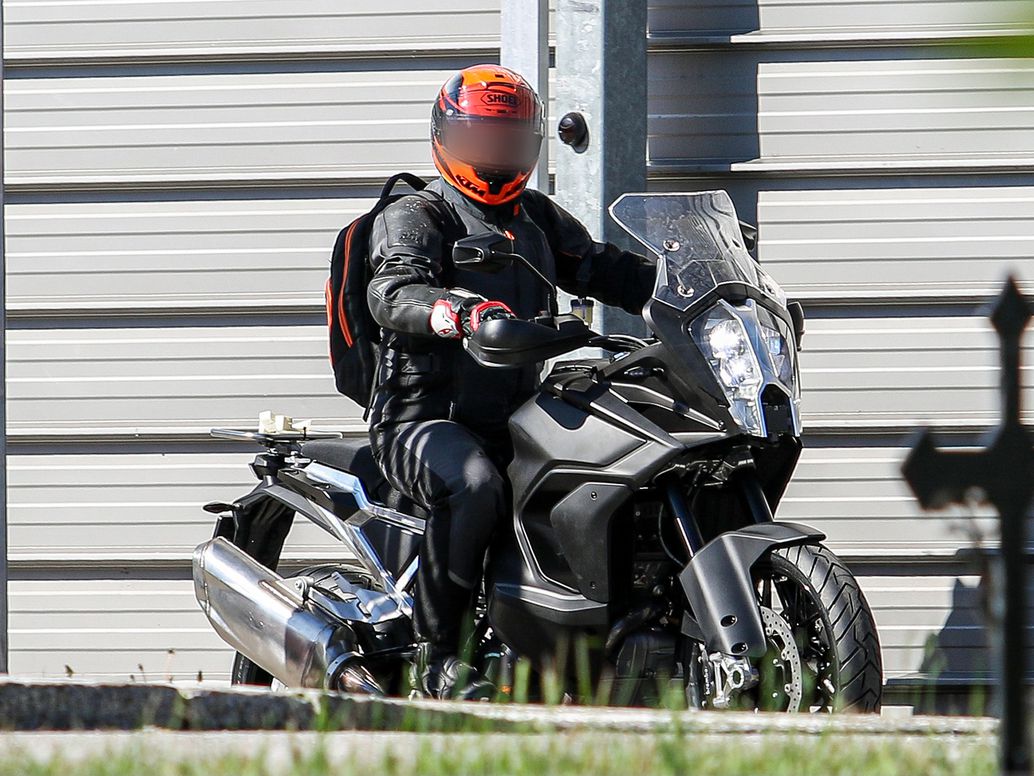 KTM 1290 Super Adventure 2020