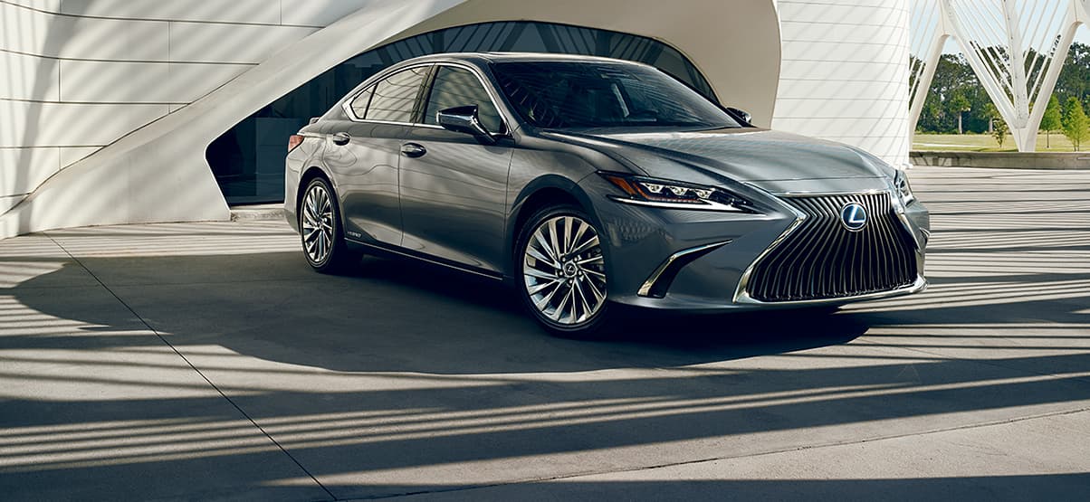 Di Masa Depan, Kamera akan Menggantikan Kaca Spion ? 2 Lexus ES 300h Ultra Luxury overview style 1204x555 LEX ESH MY19 0006 M75