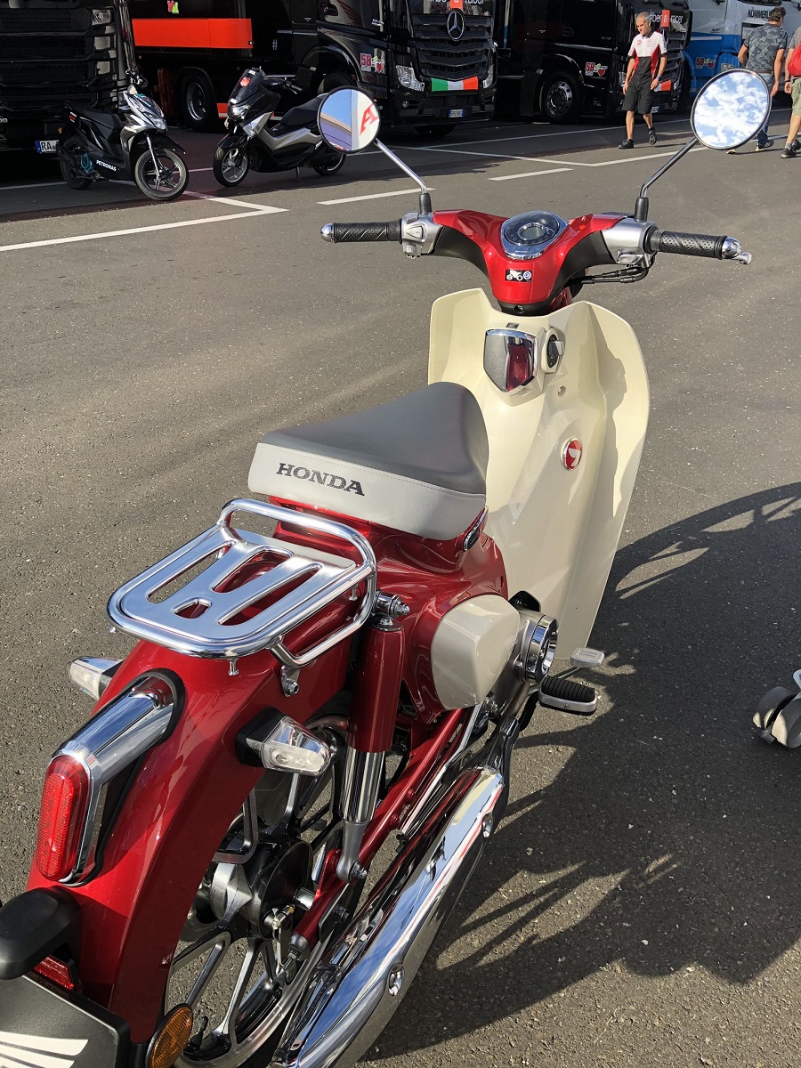 Penampakan Motor Antik di Paddock Honda Repsol di GP Austria 2