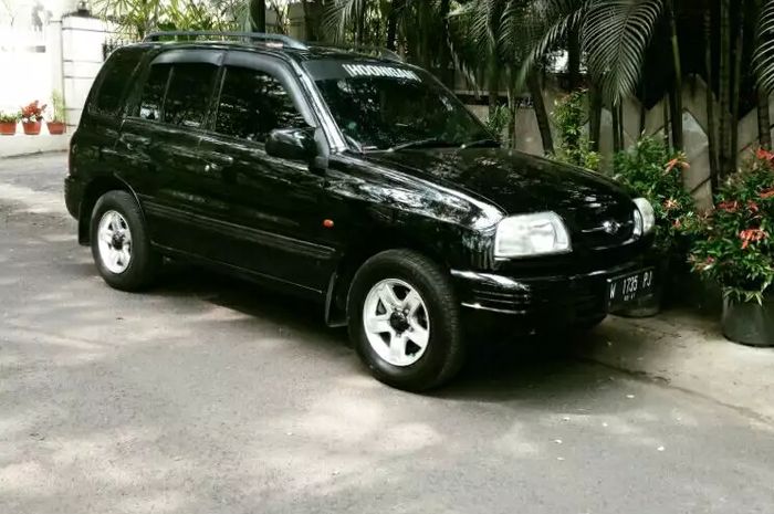 Suzuki XL7, Penerus Pionir SUV 7-Seater di Indonesia 2 Suzuki Escudo