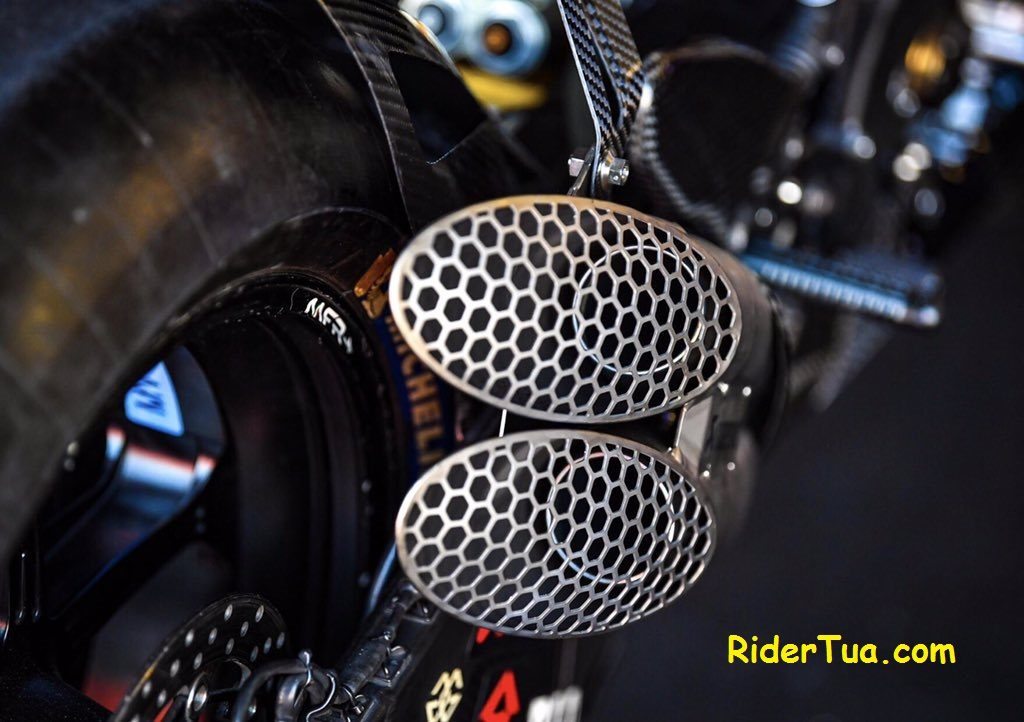 Merunut Jejak Evolusi Yamaha M1 2020 Valentino Rossi 4 Knalpot baru Yamaha 1