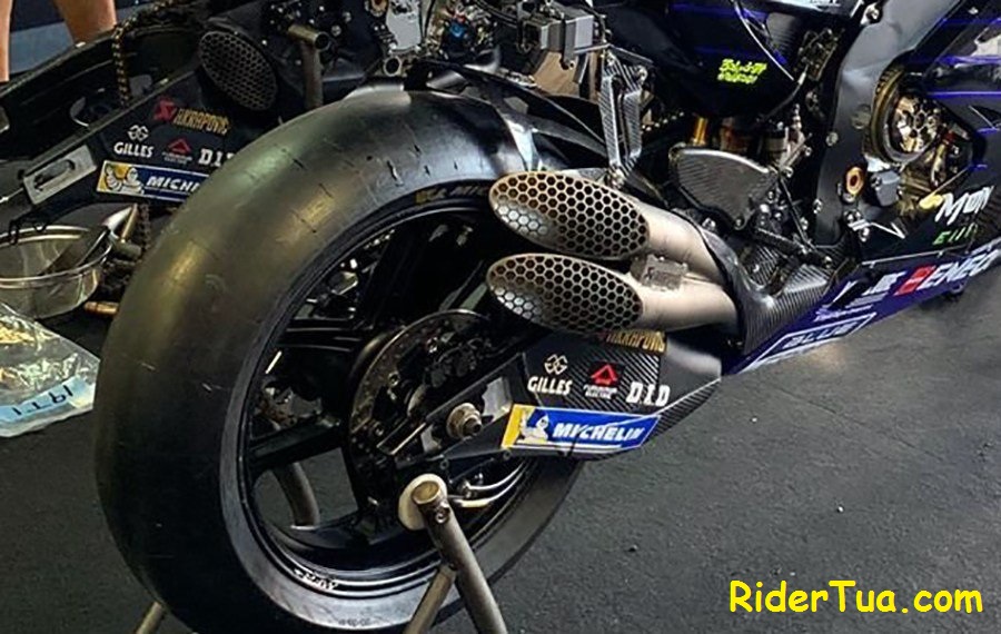 Tanpa Part Yamaha M1 Baru, Kenapa Vinales Lebih Cepat dari Rossi? 2 Knalpot baru Yamaha 2