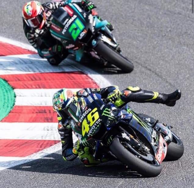 Aksi Penyelamatan Valentino Rossi di Misano, Seperti Marquez Pun Bisa ? 3 Penyelamatan Valentino Rossi di Misano 2