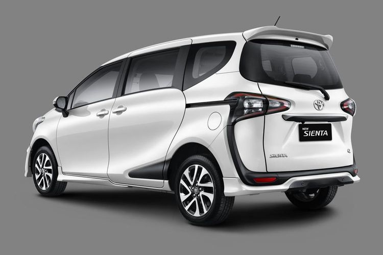 toyota sienta back