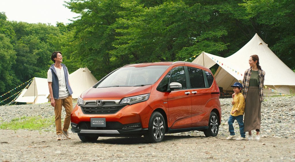 Honda Freed Facelift Bergaya Crossover Sudah Meluncur 2 Freed facelift