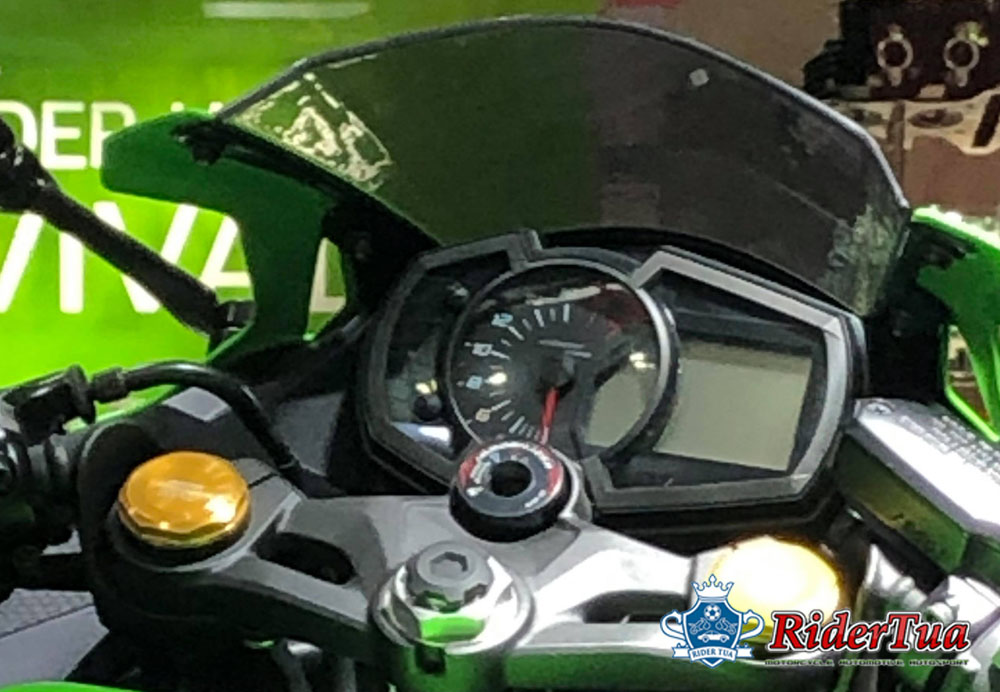 Red Line Ninja ZX-25R 4 Silinder 17.000 RPM, Power 60 HP, Harga Rp 133 Juta ! 1 Kawasaki Ninja ZX 25R 250cc 4 silinder red line 2
