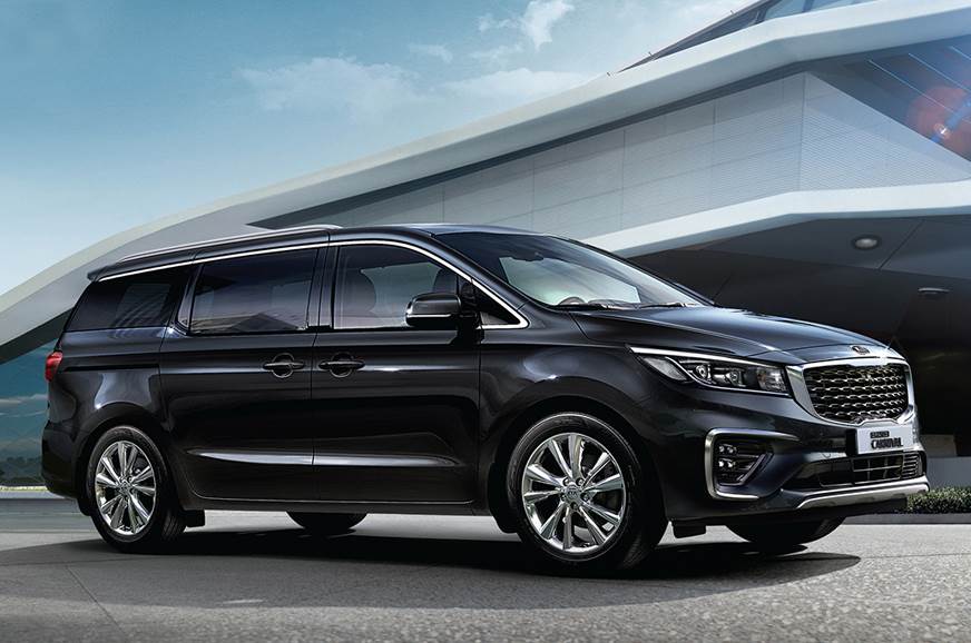 Kia Carnival front black