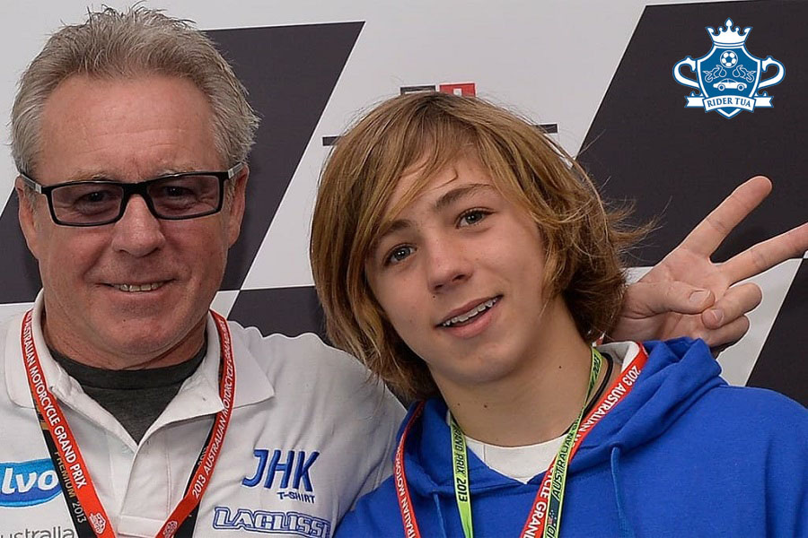 Moto2: Terkendala Masalah Ban, Remy Gardner Finis P-12 2 Wayne Gardner dan Remy Gardner