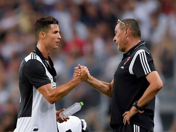 Ronaldo : Orang Ini Yang Buat Gaya Permainan Juventus Berubah 1 maurizio sarri cristiano ronaldo