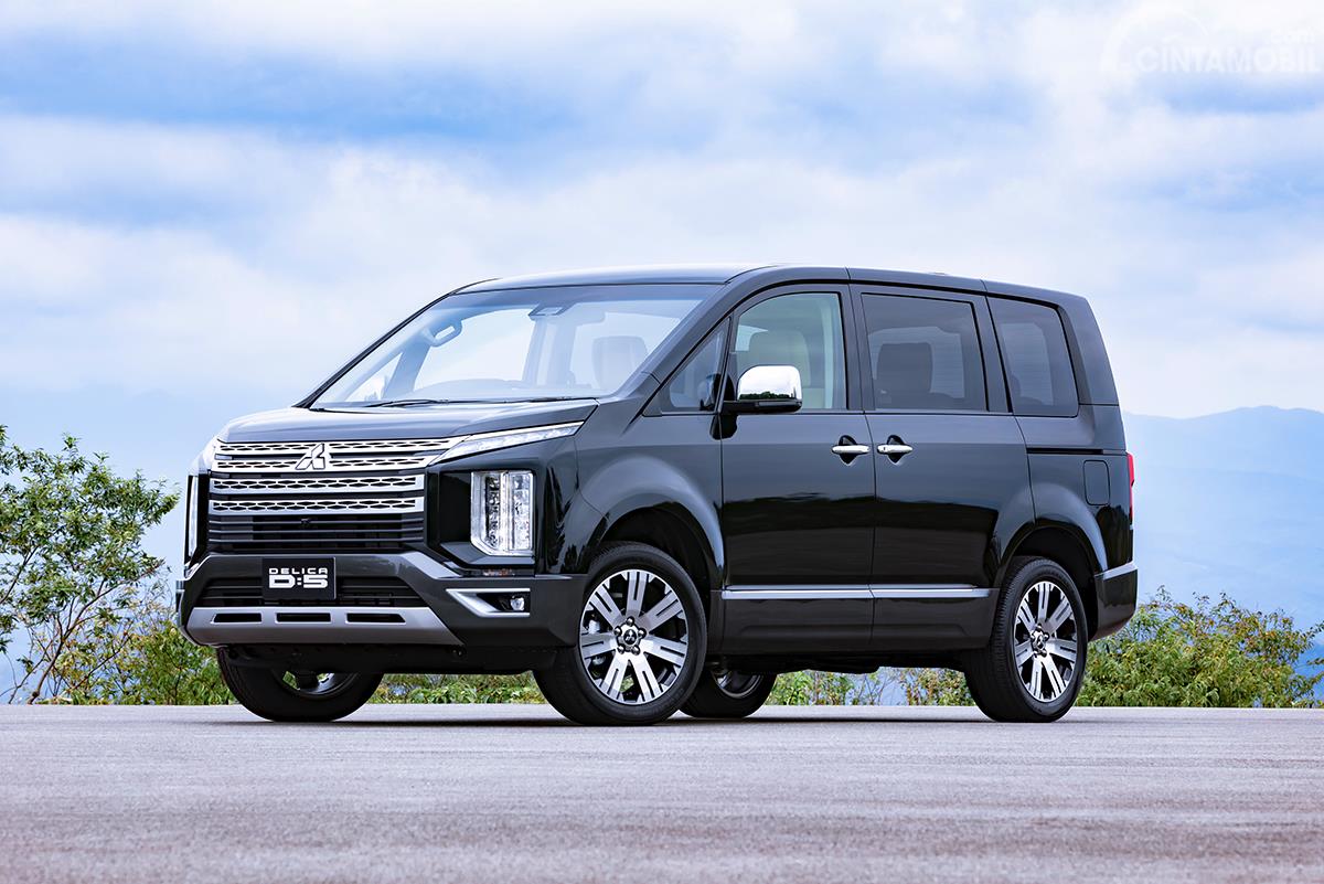 Mitsubishi Pamerkan Sederet Mobil Terbarunya di TMS 2019 3 mitsubishi delica d5 2019