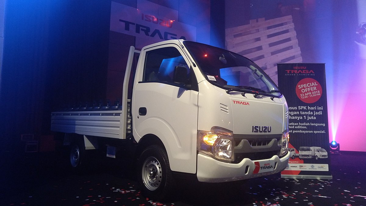 1200px Traga 1