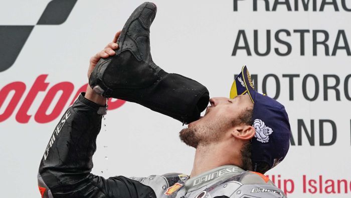 Mengintip Panasnya Tim Pabrikan Ducati, 1 Kursi Jadi Rebutan 3 Pembalap 4 Jack Miller Minum dari sepatu