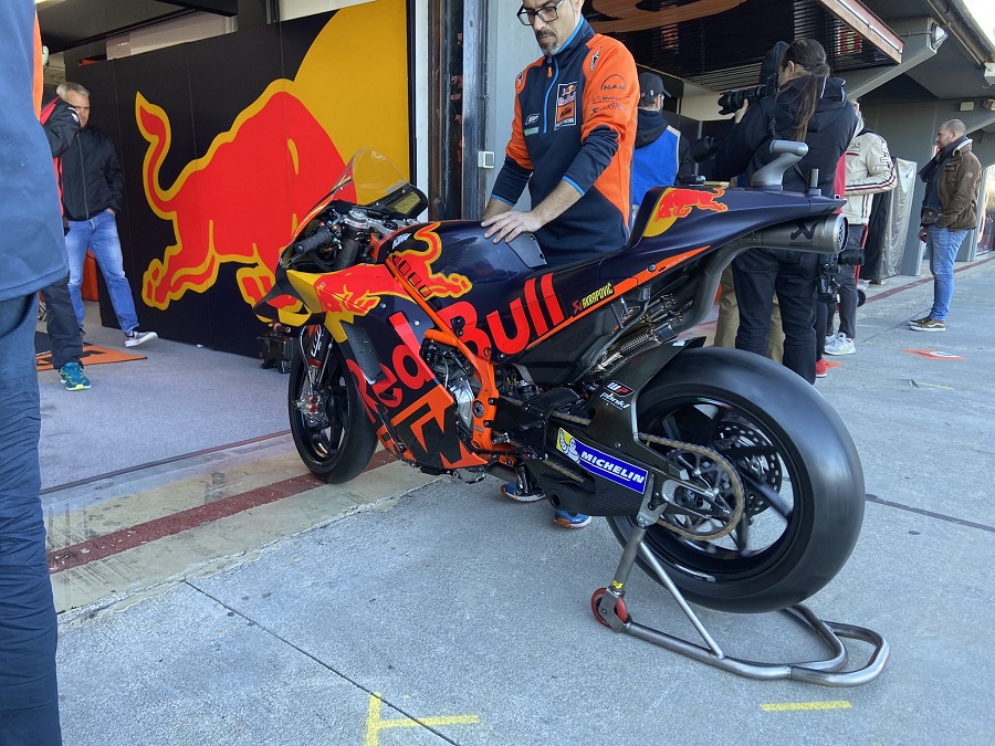Zarco Menyesal Lihat Foto Ini? Ini Evolusi Sasis Baru KTM 2020 Lebih Kotak, Lebih Lincah? 6 Sasis KTM RC16 2019