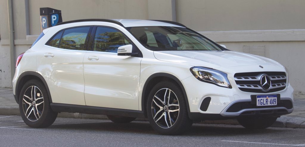 Mercedes-Benz Mau Buat GLA Lebih Kekar Lagi ? 1 2018 Mercedes Benz GLA 180 X 156 wagon 2018 07 19 01
