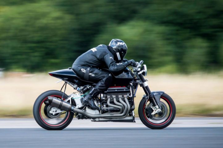eisenberg v8 bike