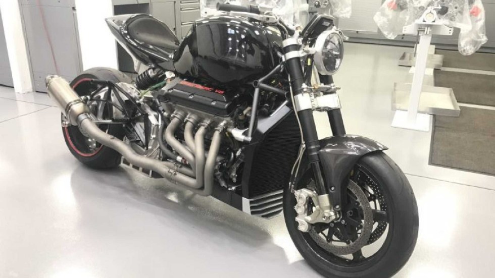 Eisenberg V8: Gabungkan Dua Mesin Hayabusa, Suara Menggelegar Bagai Mobil F1-Ferrari!