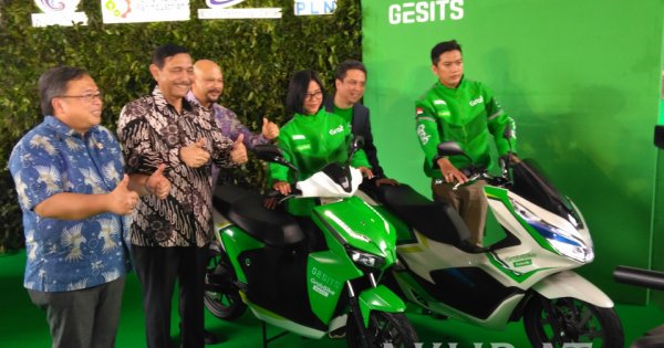 grab pakai motor listrik gesits