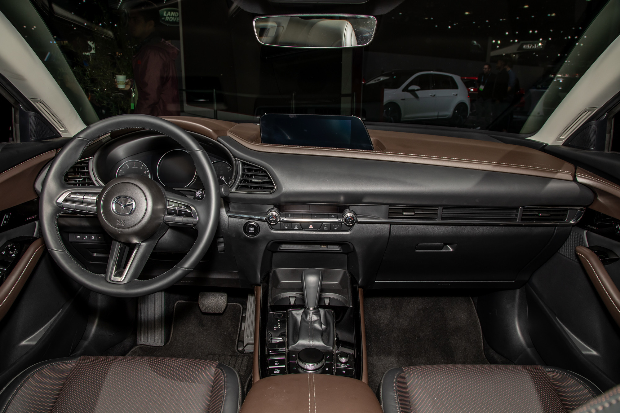 Australia akan Kedatangan Mazda CX-30, Indonesia ? 3 mazda cx 30 2020 cl 09 interior front row cockpit shot