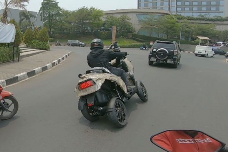 Peluncuran Skutik Empat Roda Qooder, Harga Rp 357 Juta Langsung Laku 16 Unit 2 test ride qooder