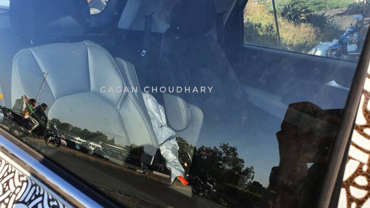 MG Hector Plus Captain Seat