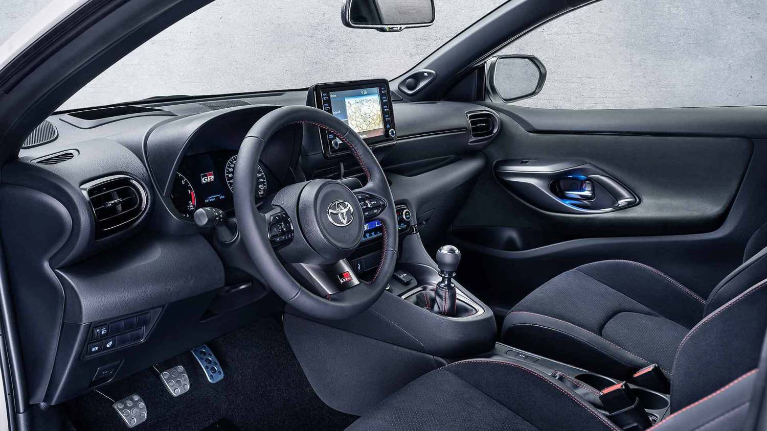 Toyota Resmi Luncurkan Yaris Versi Sporty 3 Toyota YARIS GR 005