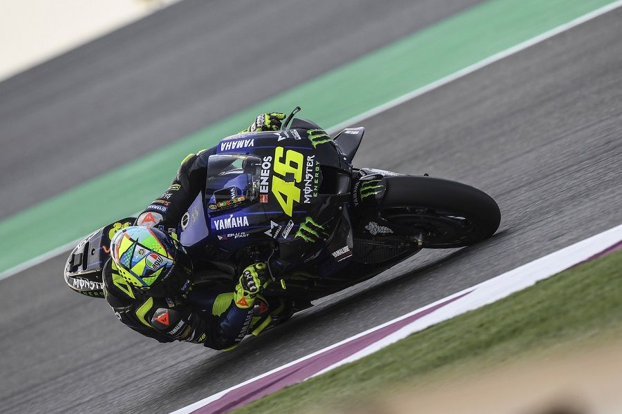 Apakah Karena Gaya Balap 'Old School' Membuat Rossi Menderita Masalah Ban? 2 Valentino Rossi Old School