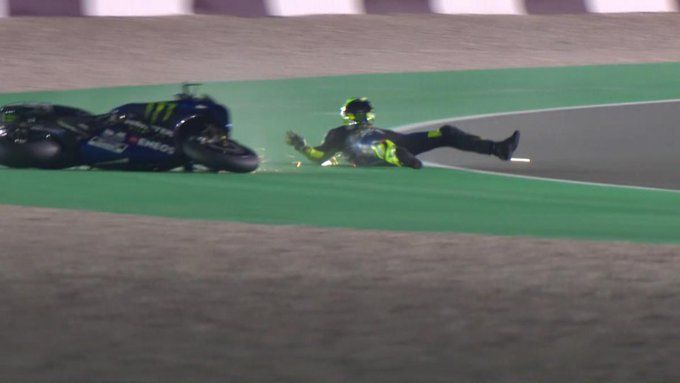 Valentino Rossi Khawatir dengan 'Race Pace' di Balapan Seri Pertama Qatar 4 Valentino Rossi tes Qatar jatuh
