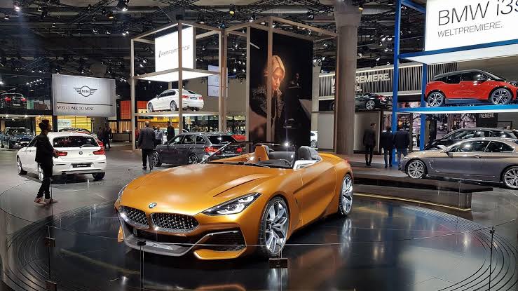 frankfurt auto show bmw