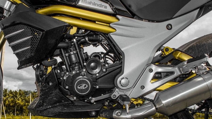 Jika Produsen Mobil Peugeot Bikin Motorsport Buat Lawan Ninja 250 dan CBR250! 3 Mahindra Mojo engine